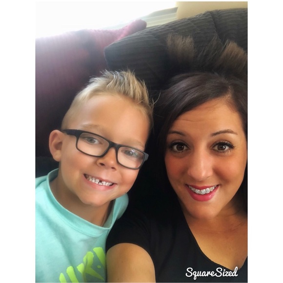 Meet your Posher, Mandie - Picture 3 of 4